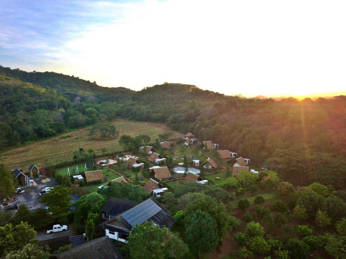 Yellowstone Camps Resort Khao Yai Pak Chong Zewnętrze zdjęcie