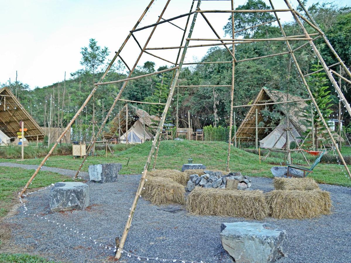 Yellowstone Camps Resort Khao Yai Pak Chong Zewnętrze zdjęcie